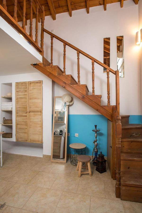 Annas Houses Chalki Town Exterior foto